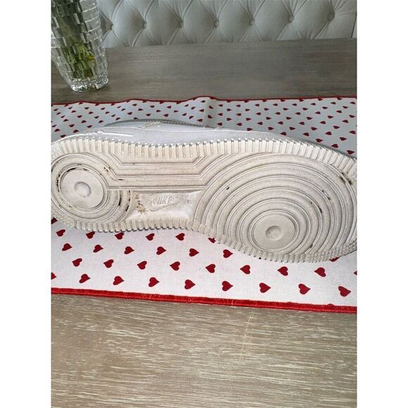 Nike Women's Air Force 1 '07 Essential Low‎ Top Shoes White Size 7.5 - Picture 9 of 9